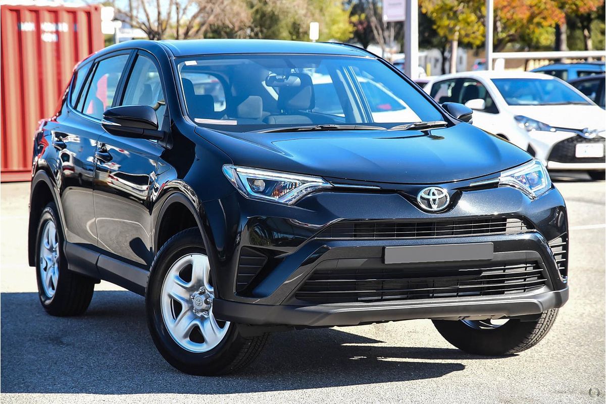 2017 Toyota RAV4 GX ZSA42R