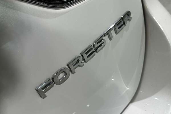 2024 Subaru Forester 2.5i Premium S5