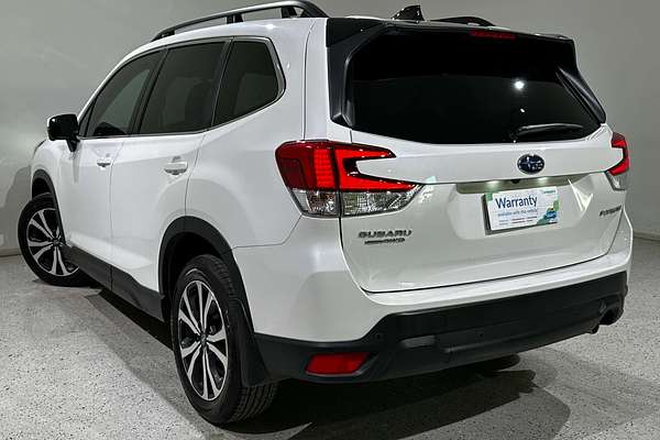 2024 Subaru Forester 2.5i Premium S5