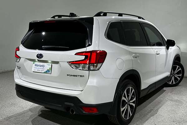 2024 Subaru Forester 2.5i Premium S5
