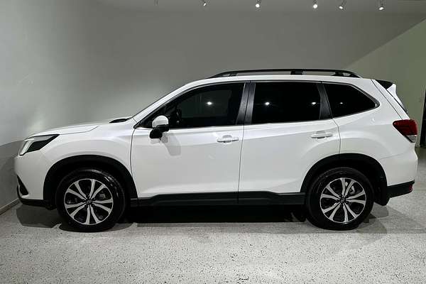 2024 Subaru Forester 2.5i Premium S5