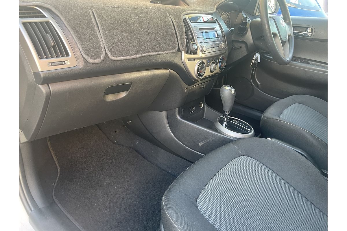 2015 Hyundai i20 Active PB