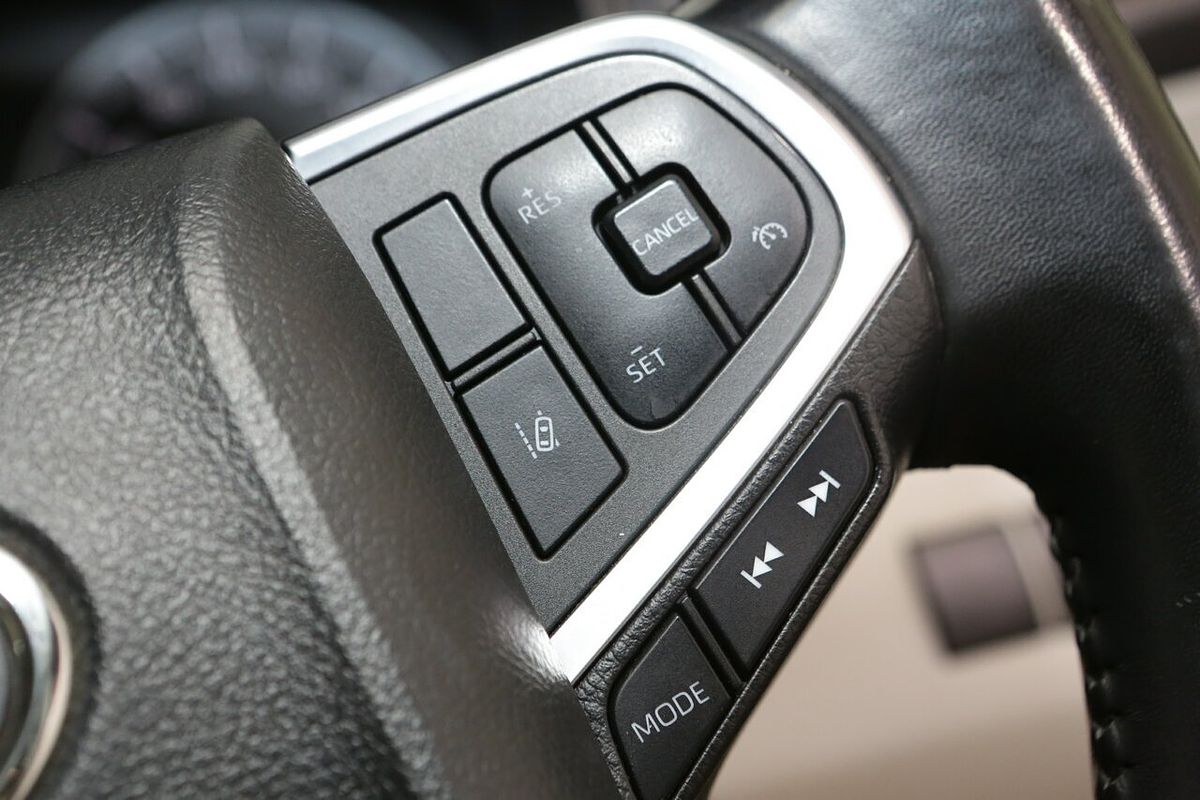 2023 Toyota Hiace GDH300R LWB