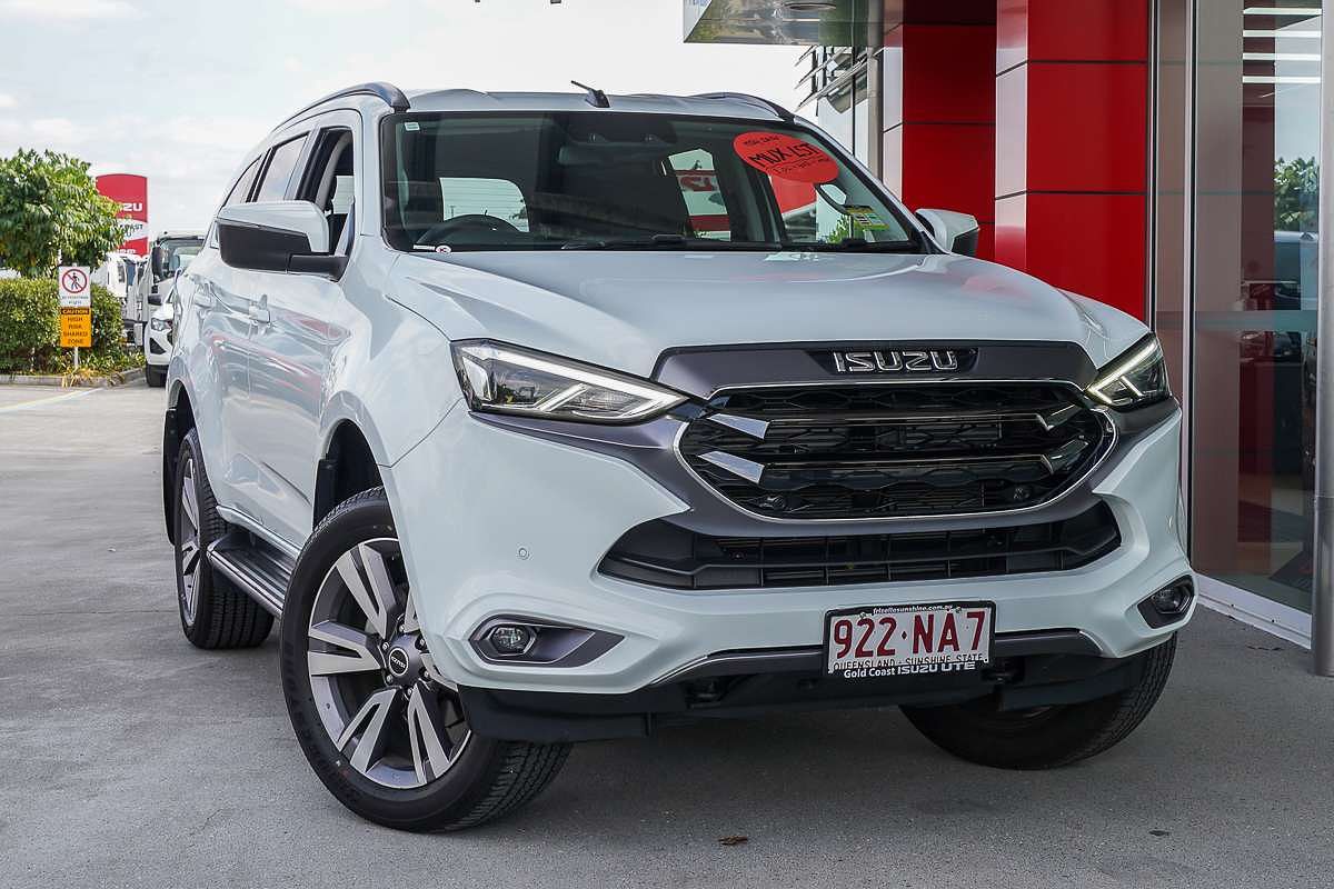 2024 Isuzu MU-X LS-T