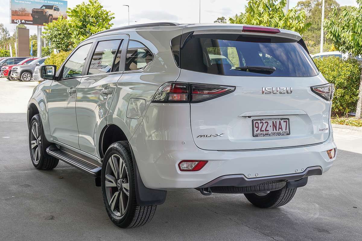 2024 Isuzu MU-X LS-T