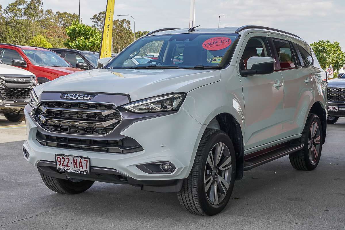 2024 Isuzu MU-X LS-T