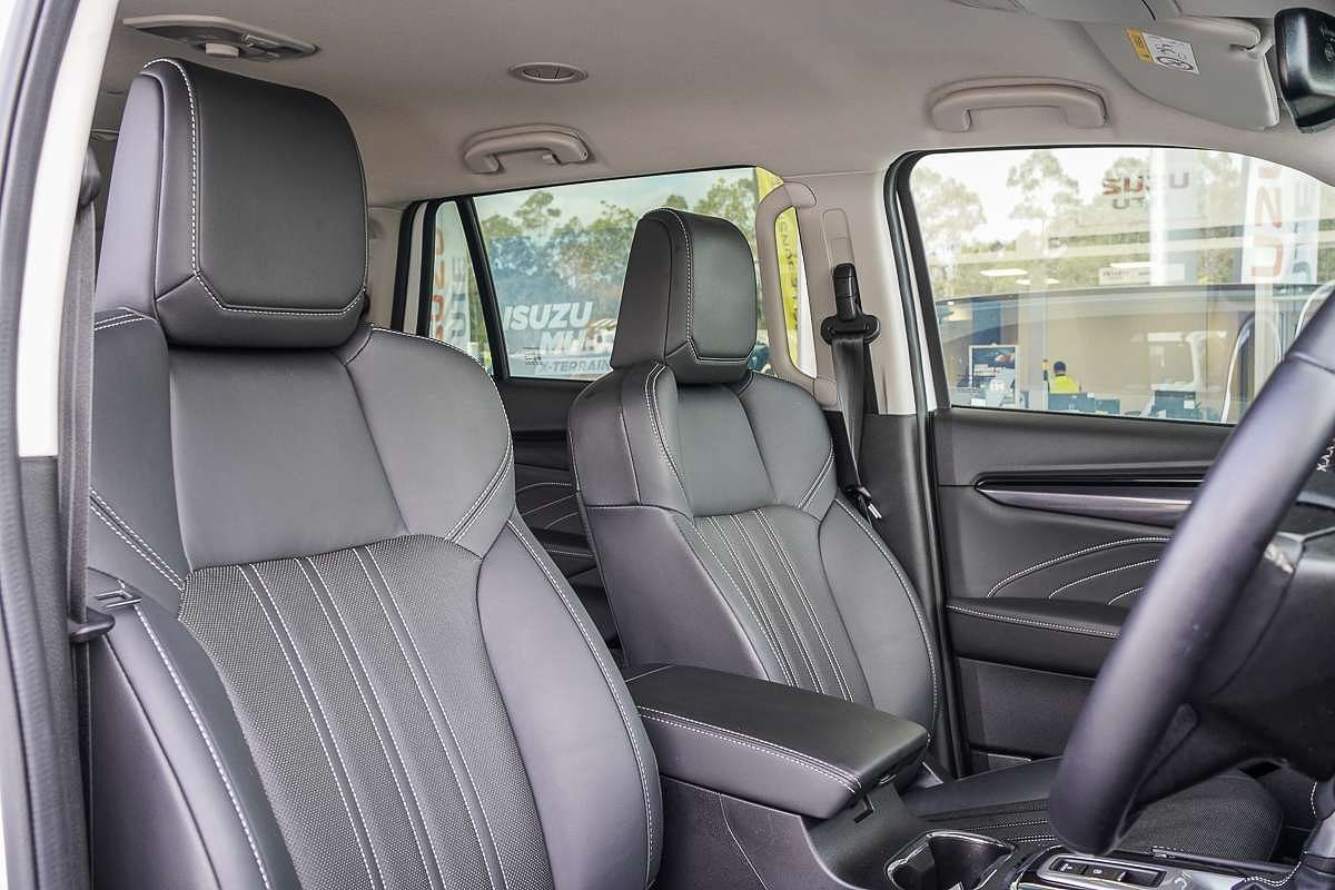 2024 Isuzu MU-X LS-T