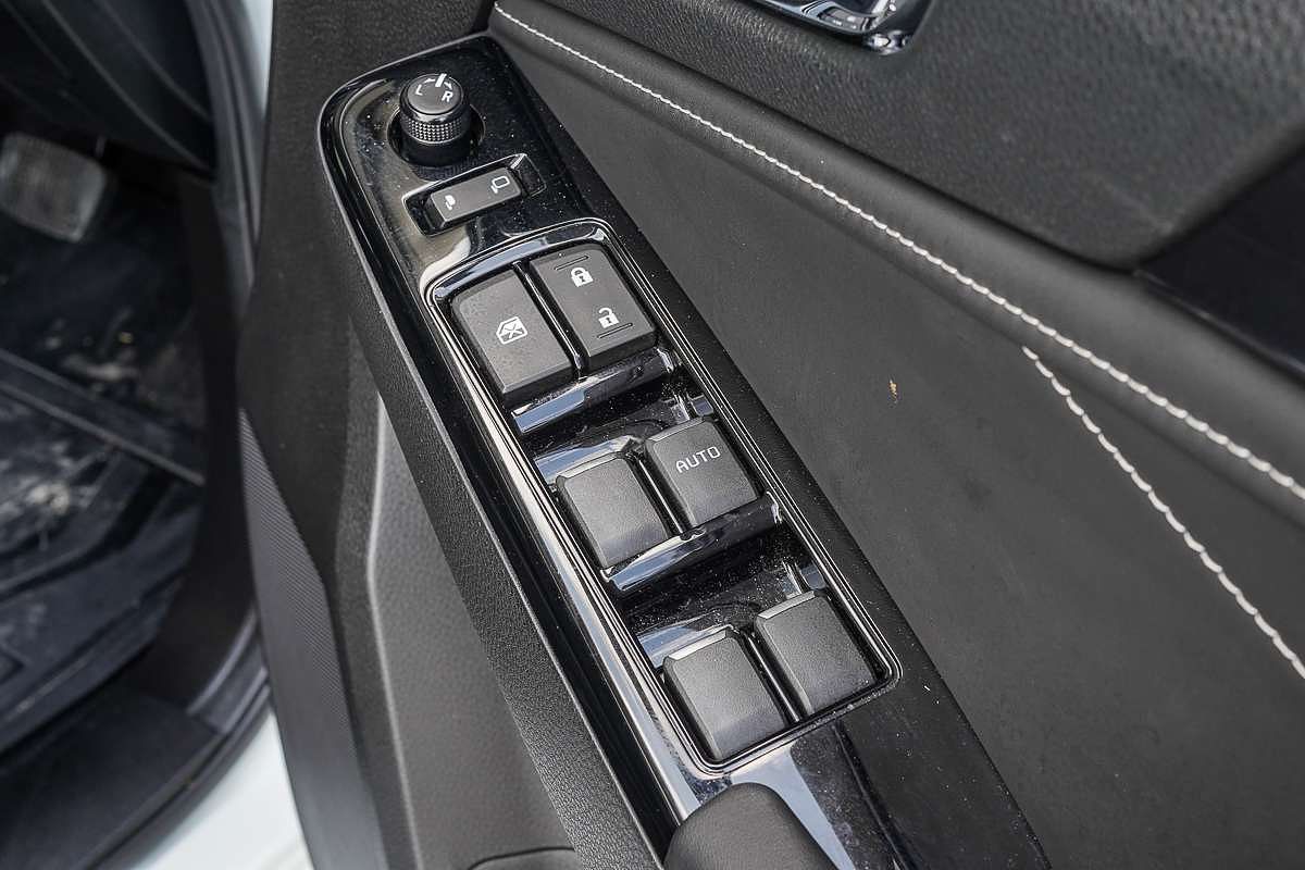 2024 Isuzu MU-X LS-T