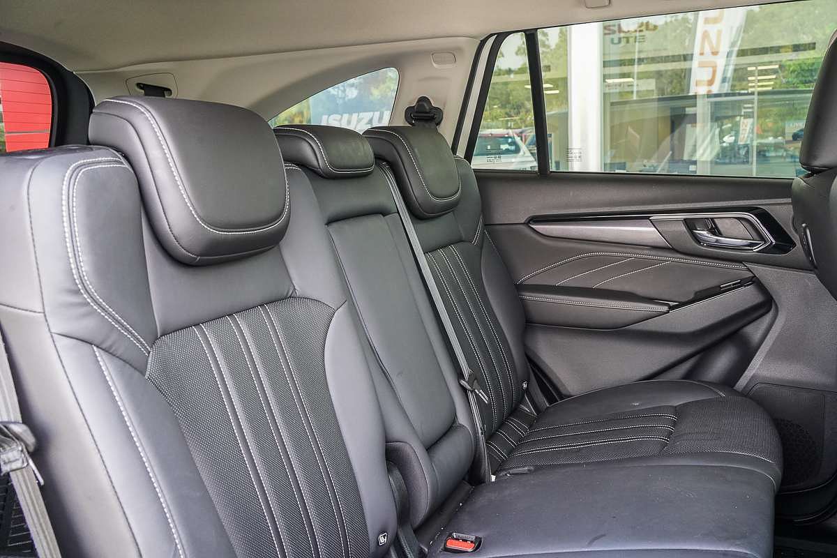 2024 Isuzu MU-X LS-T