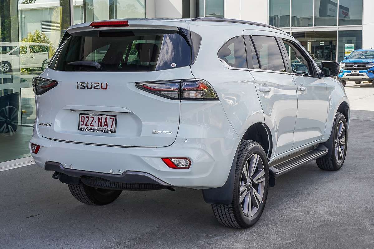 2024 Isuzu MU-X LS-T