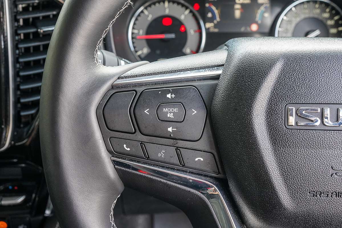 2024 Isuzu MU-X LS-T