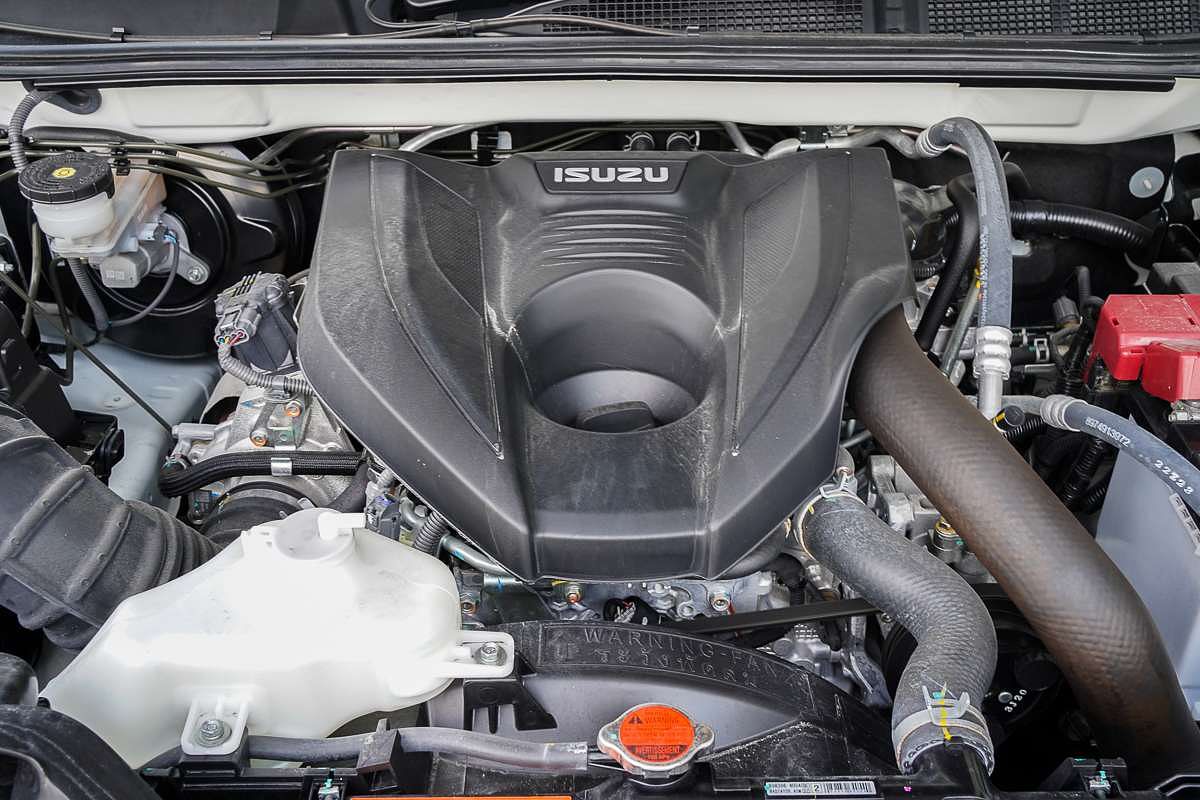 2024 Isuzu MU-X LS-T