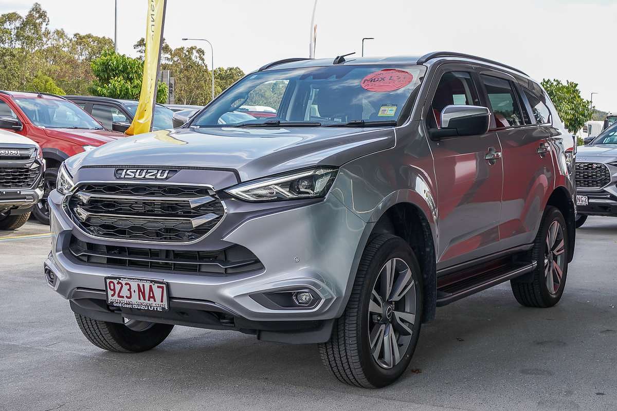 2024 Isuzu MU-X LS-T