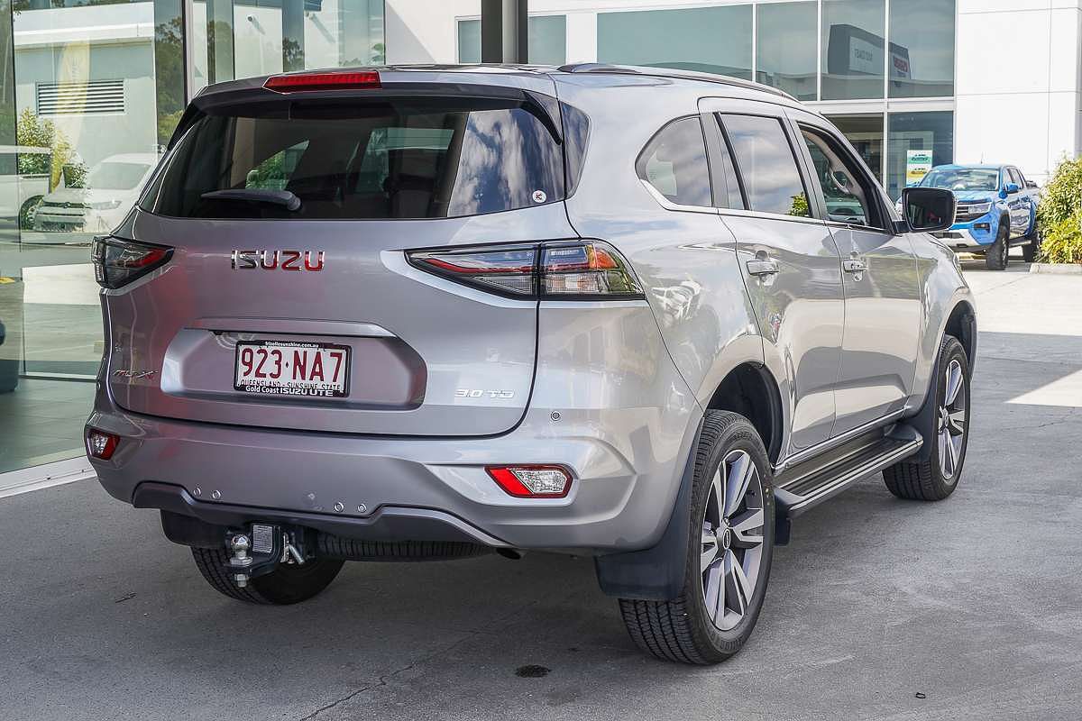 2024 Isuzu MU-X LS-T