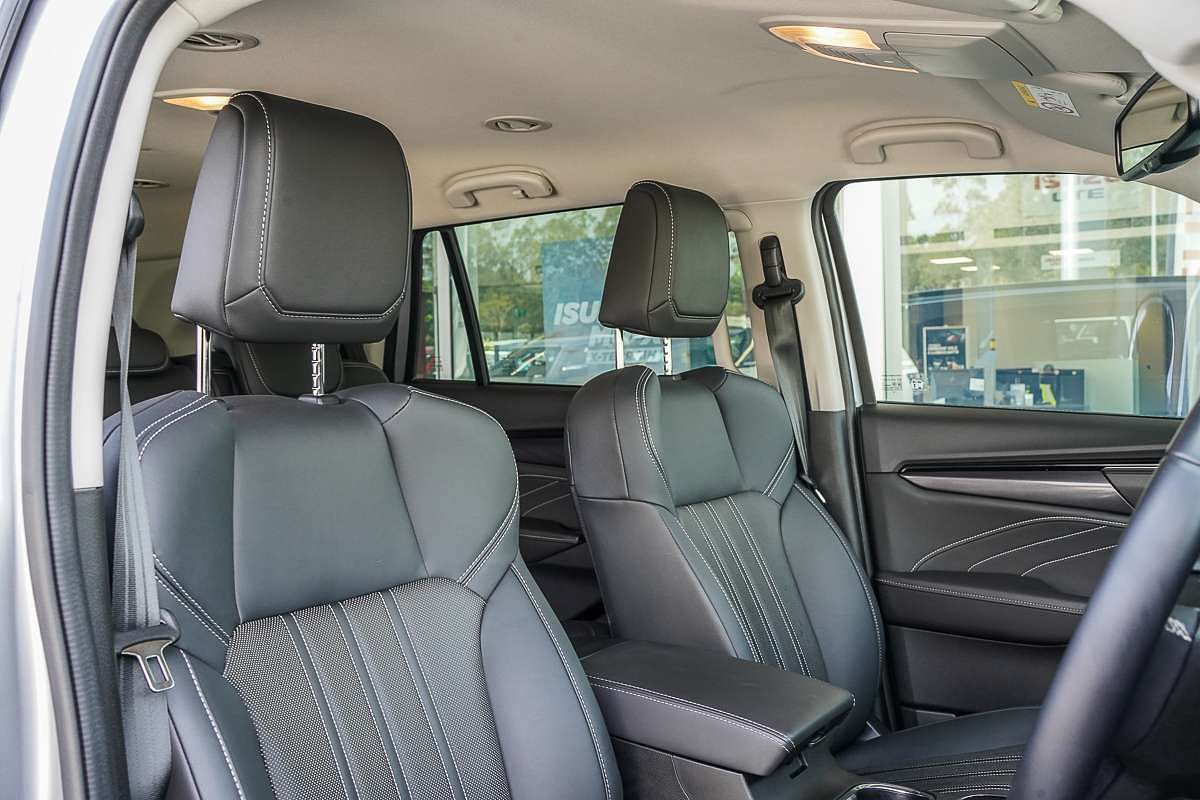 2024 Isuzu MU-X LS-T