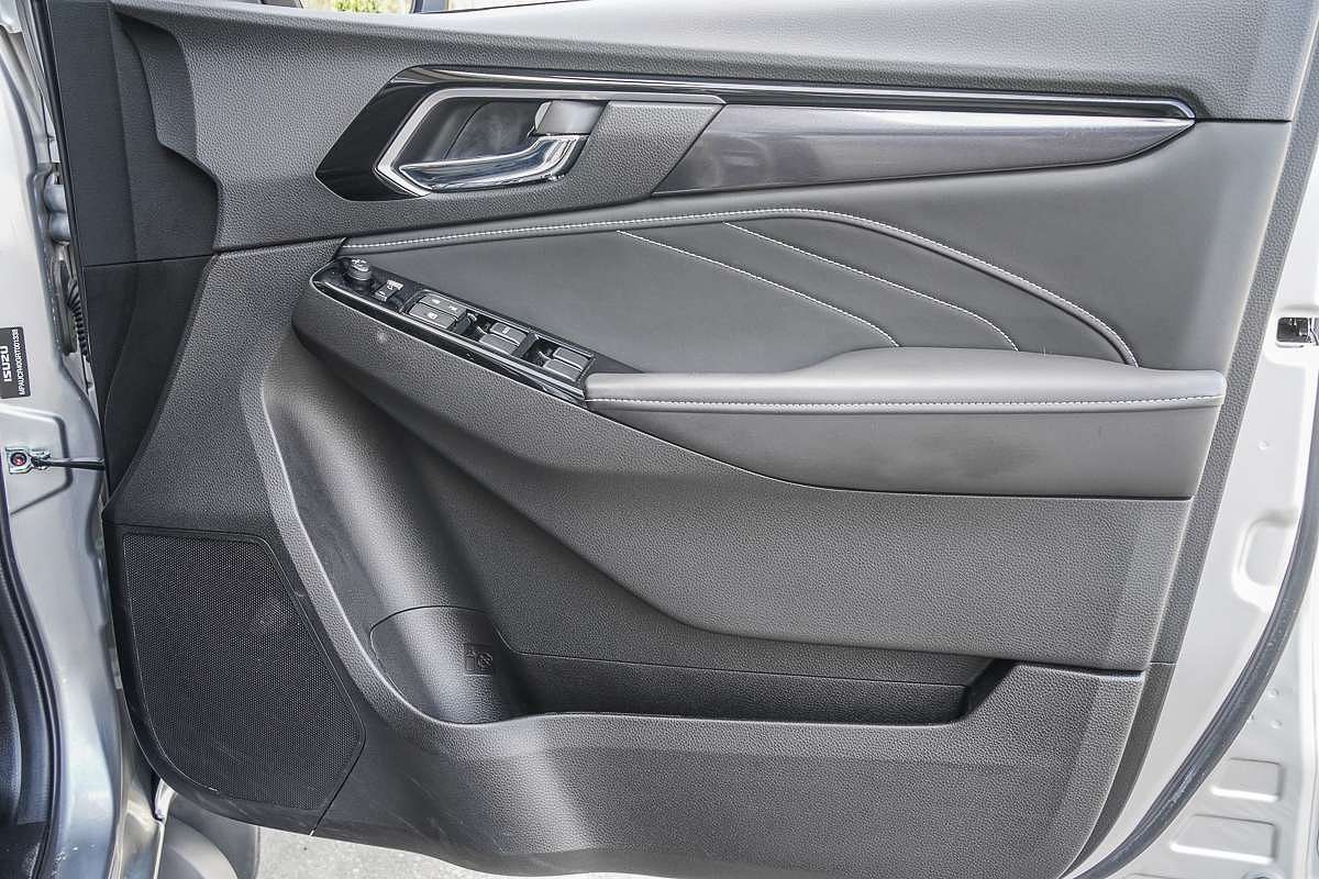 2024 Isuzu MU-X LS-T