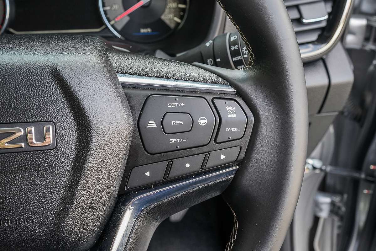 2024 Isuzu MU-X LS-T