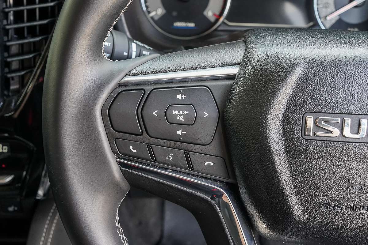 2024 Isuzu MU-X LS-T