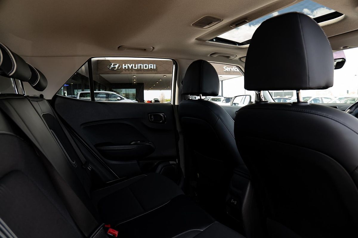 2023 Hyundai Venue Elite QX.V5