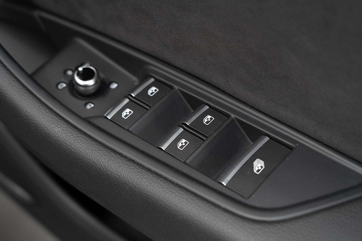 2021 Audi A5 45 TFSI S line F5