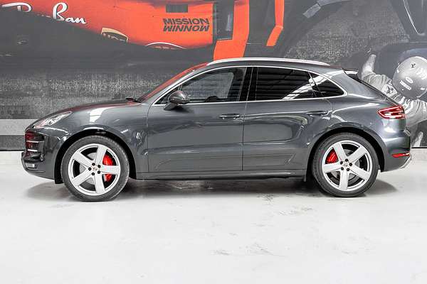 2016 Porsche Macan Turbo 95B