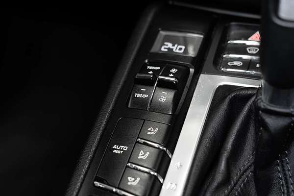 2016 Porsche Macan Turbo 95B