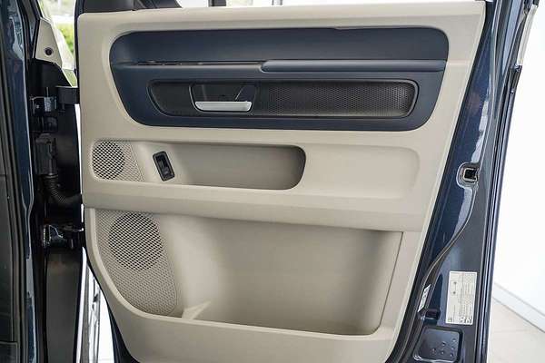2025 Volkswagen ID. Buzz Pro BEV560 EB SWB