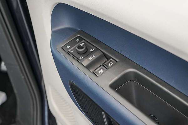 2025 Volkswagen ID. Buzz Pro BEV560 EB SWB