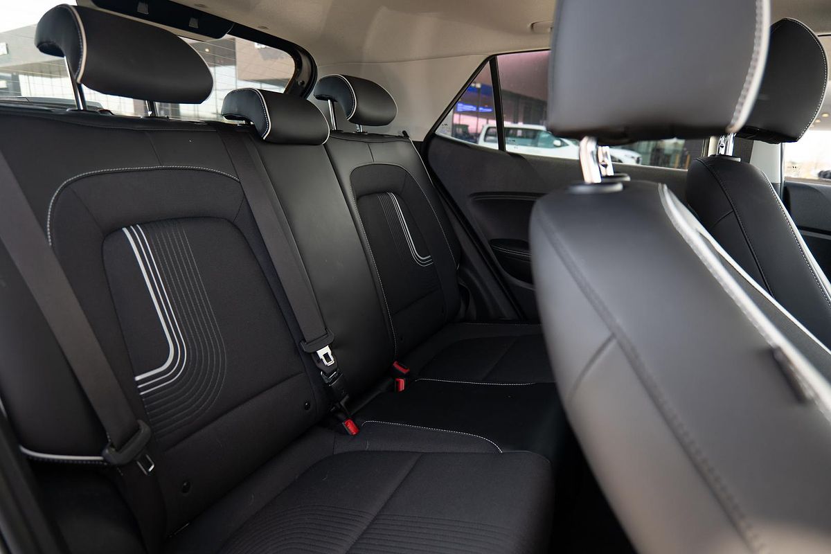 2021 Hyundai Venue Elite QX.V3