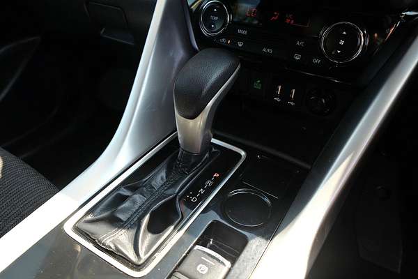 2023 Mitsubishi Eclipse Cross LS YB