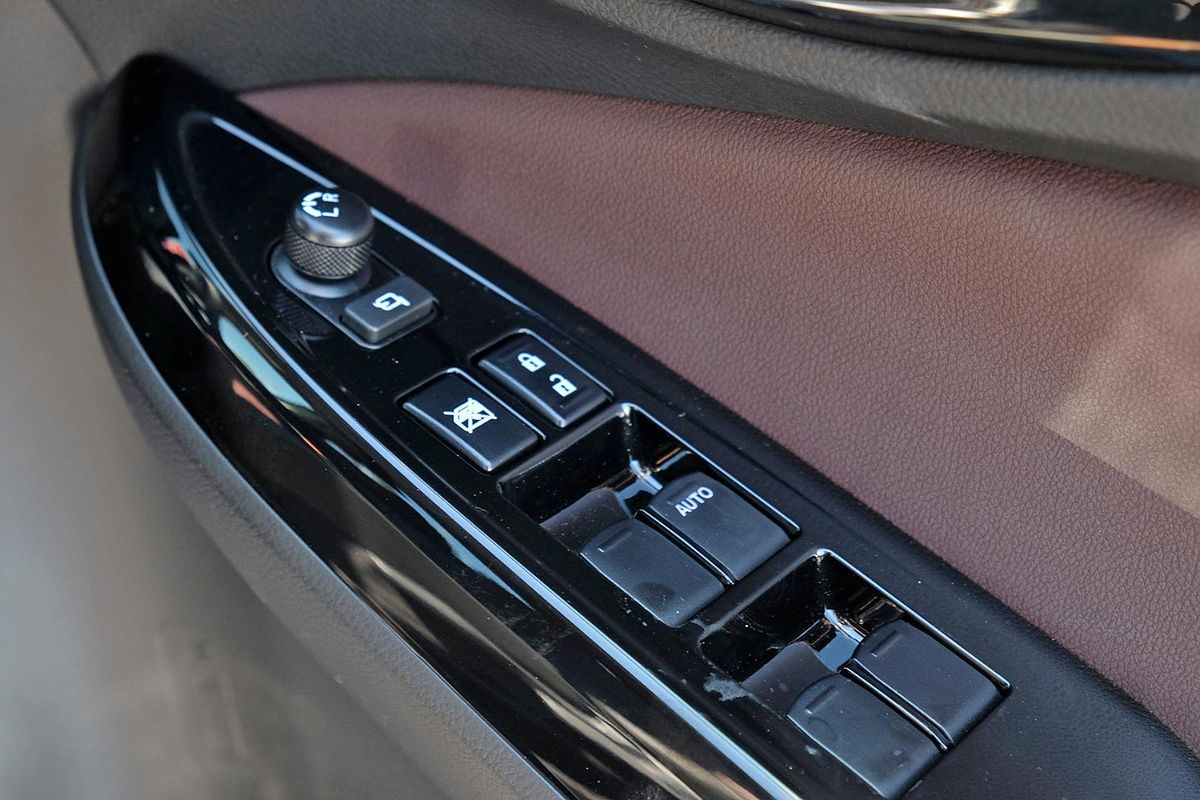 2025 Suzuki Fronx Hybrid GLX KW