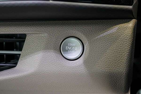 2025 Volkswagen Multivan TDI360 Life T7 SWB