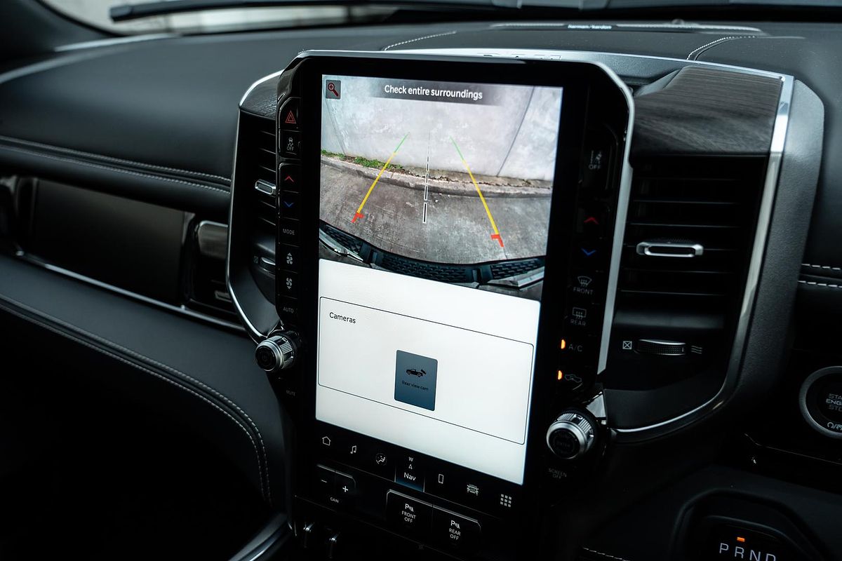 2025 RAM 1500 Laramie Sport Hurricane SO RamBox DT 4X4 SWB