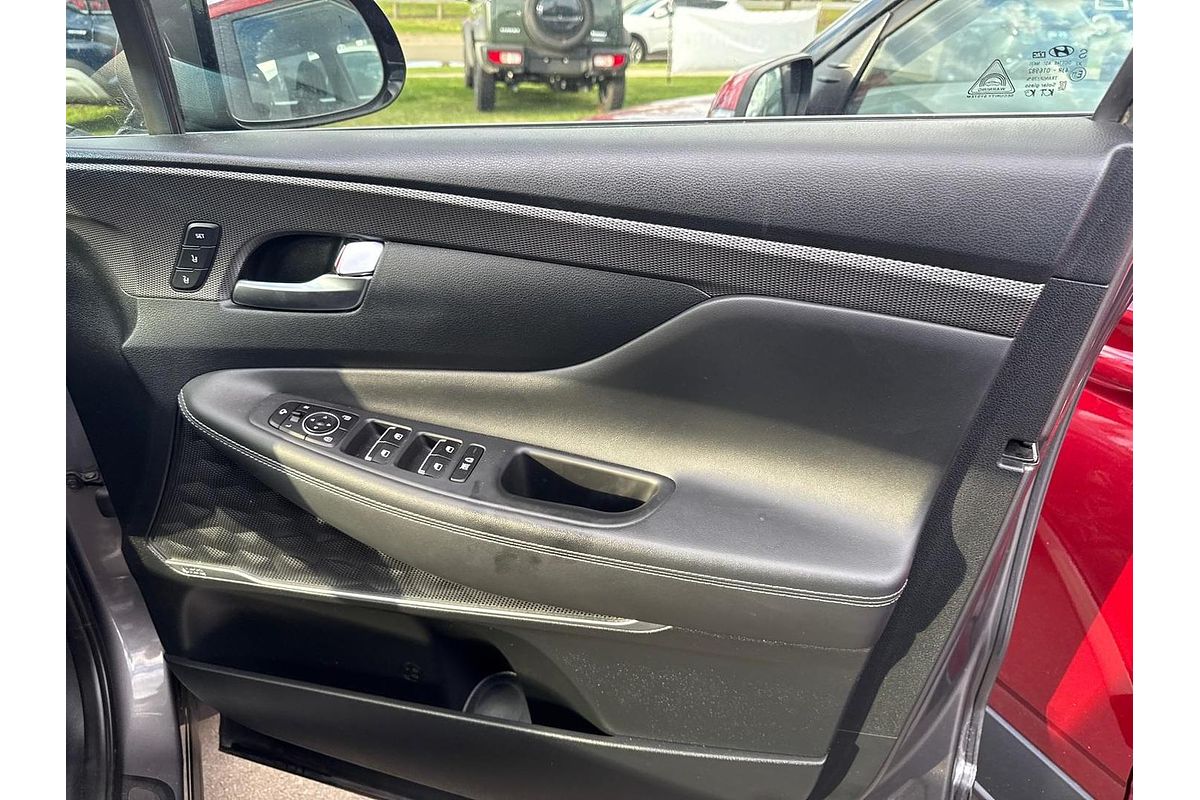 2020 Hyundai Santa Fe Highlander TM.2