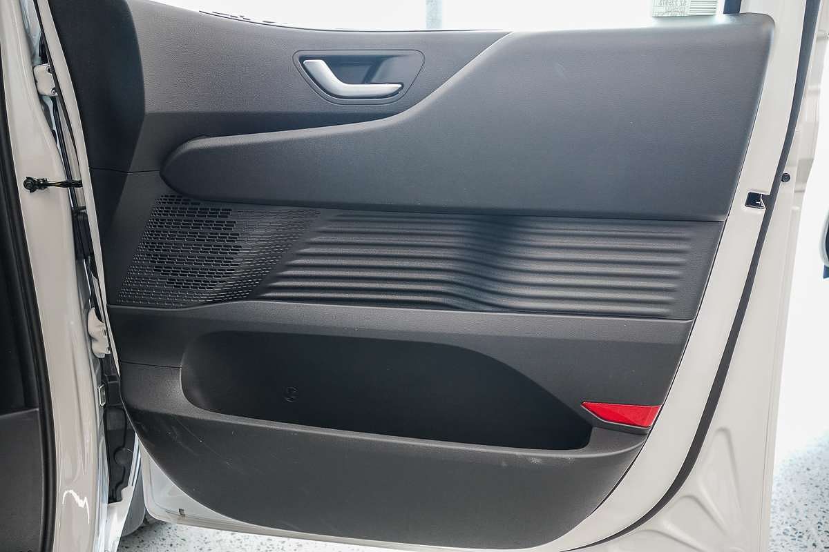 2025 Hyundai STARIA LOAD US4.V3