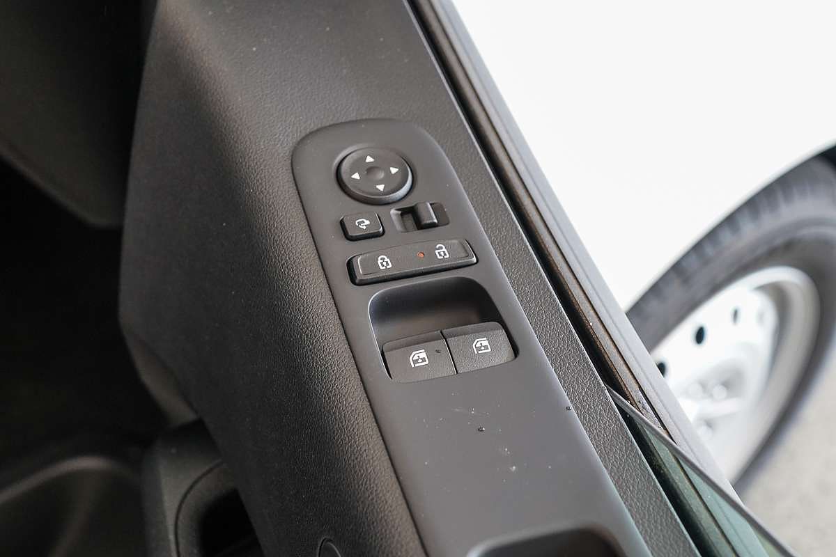 2025 Hyundai STARIA LOAD US4.V3