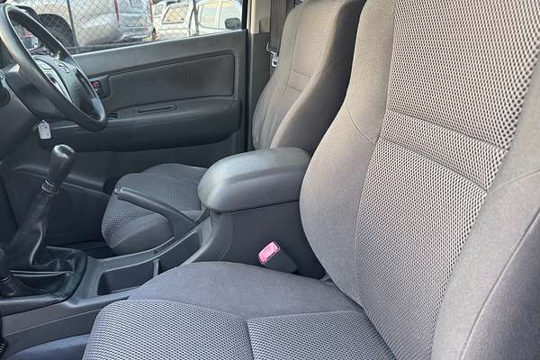 2012 Toyota Hilux SR KUN26R 4X4