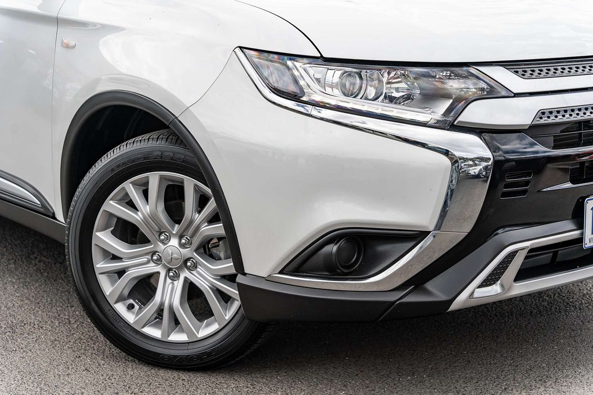 2021 Mitsubishi Outlander ES ZL