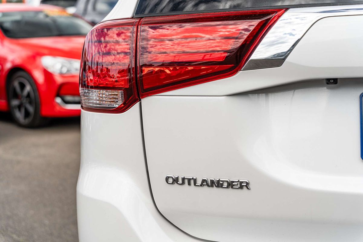 2021 Mitsubishi Outlander ES ZL