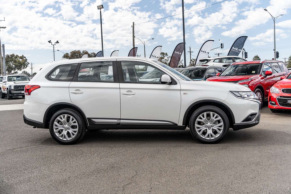 2021 Mitsubishi Outlander ES ZL