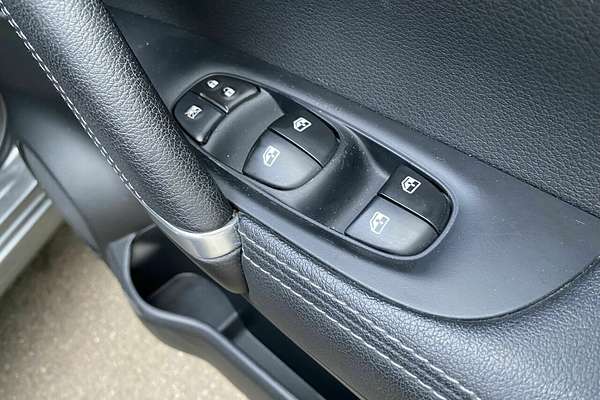 2018 Nissan QASHQAI ST-L J11 Series 2