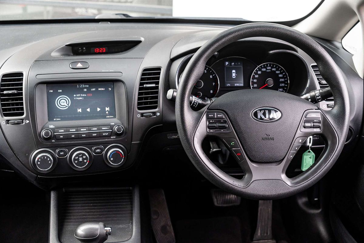 2017 Kia Cerato S YD