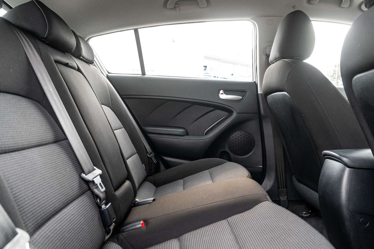 2017 Kia Cerato S YD