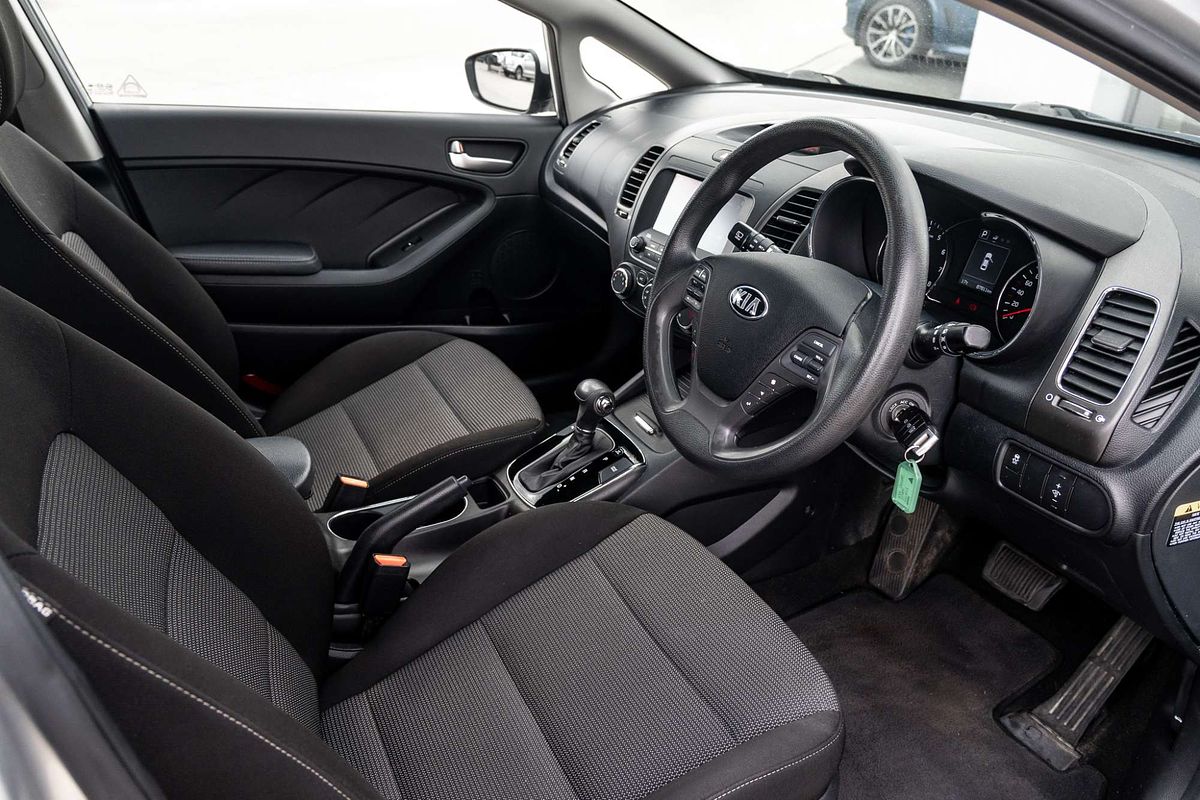 2017 Kia Cerato S YD