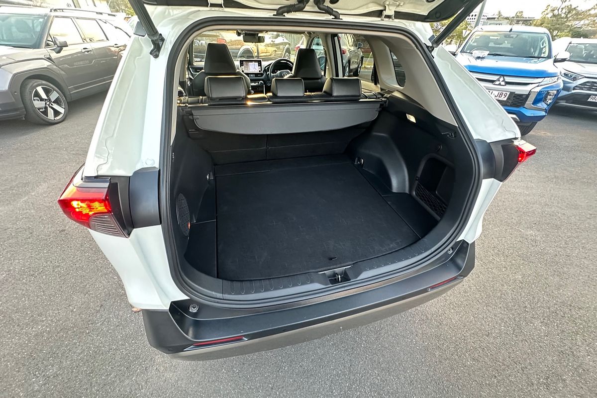2022 Toyota RAV4 Cruiser AXAH54R