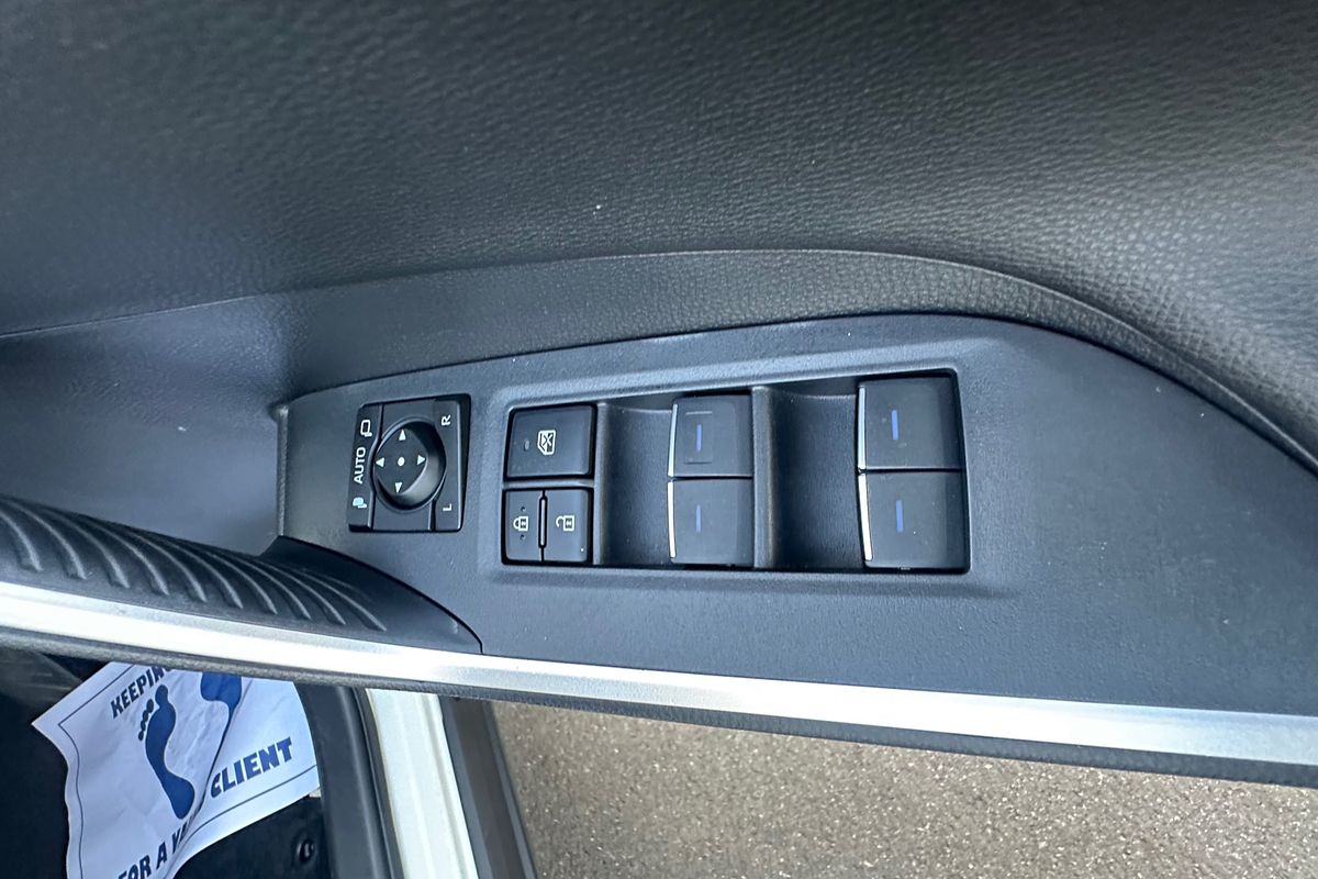 2022 Toyota RAV4 Cruiser AXAH54R
