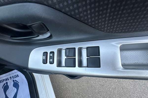 2016 Toyota Yaris Yaris Ascent 1.3L Petrol Automatic 5 Door Hatch