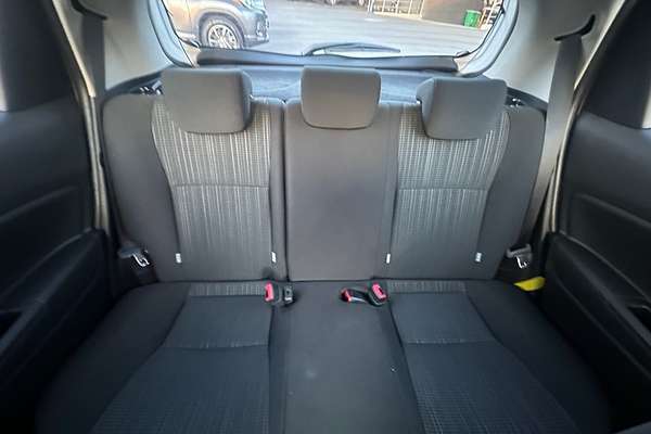 2016 Toyota Yaris Yaris Ascent 1.3L Petrol Automatic 5 Door Hatch