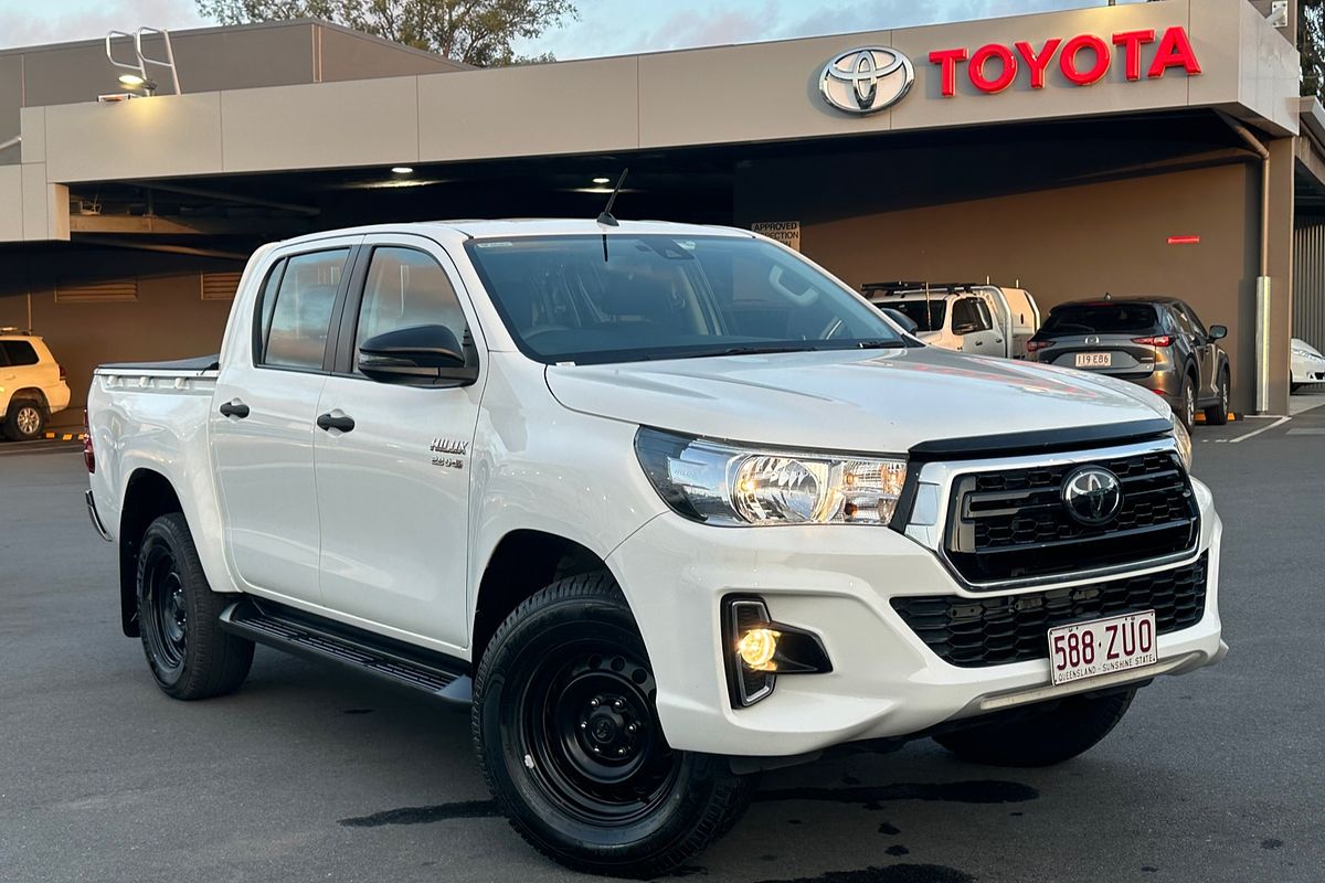 2020 Toyota Hilux Hilux 4x2 SR 2.8L T Diesel Automatic Double Cab