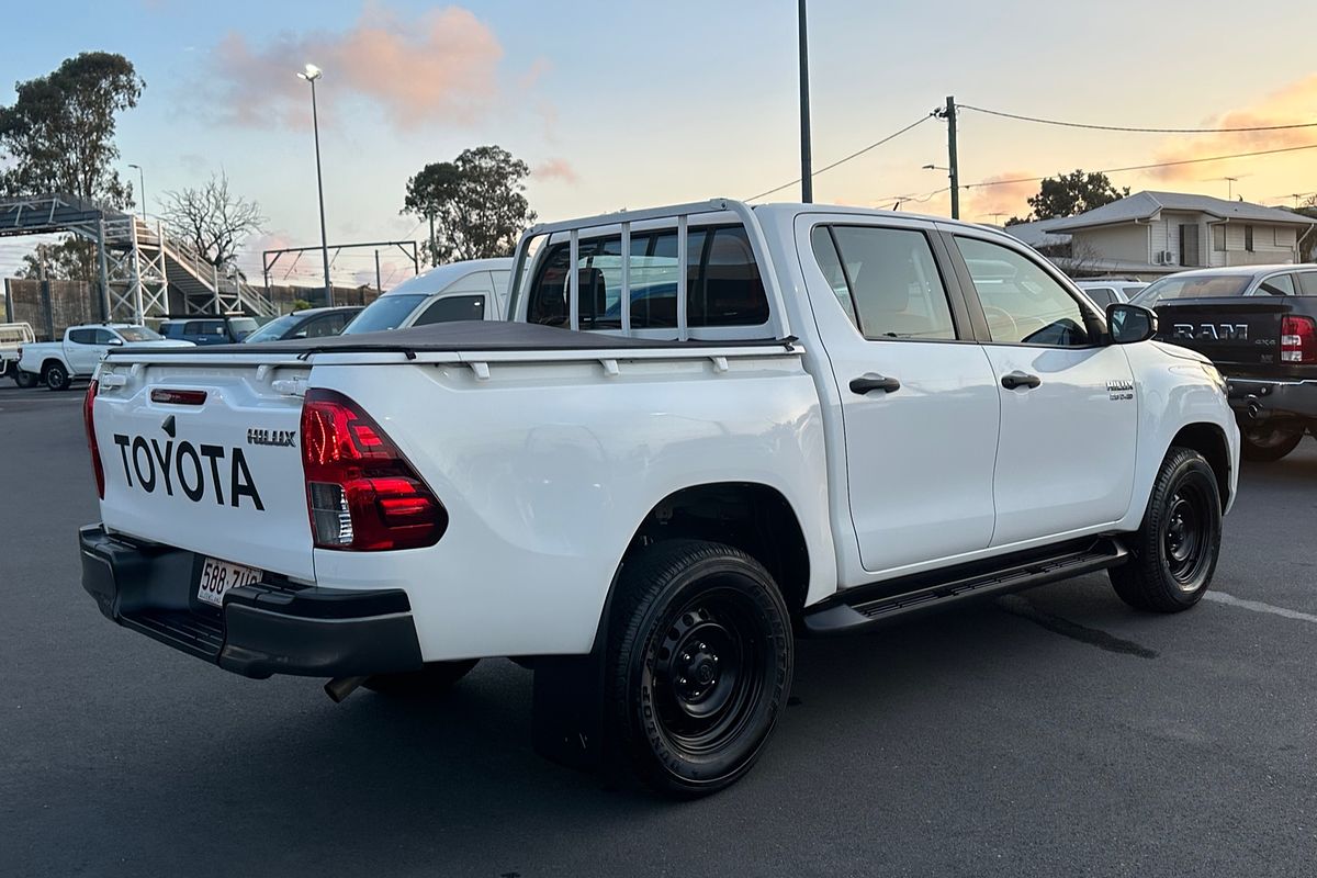 2020 Toyota Hilux Hilux 4x2 SR 2.8L T Diesel Automatic Double Cab